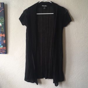 Tunic length short sleeve sweater